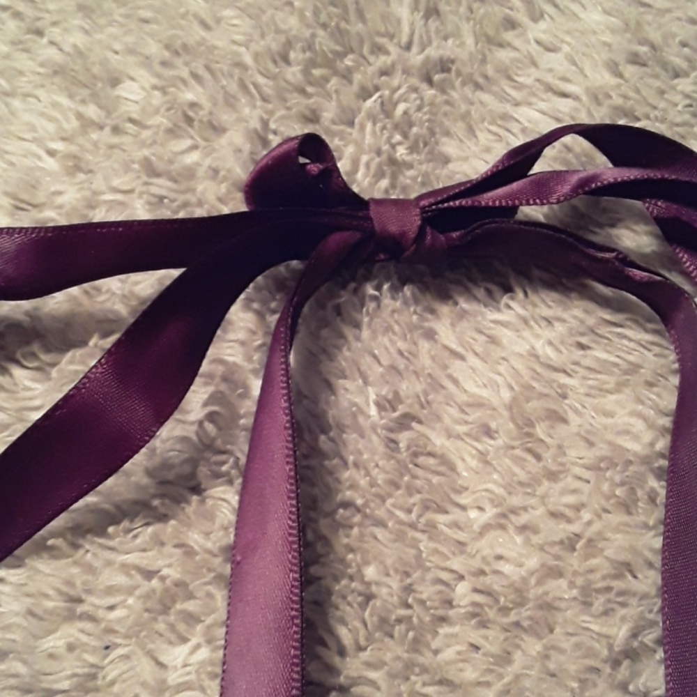 Necklace - Picture 4 of 4